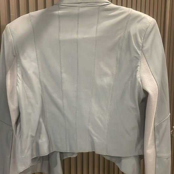 BCBG genuine leather Jacket - Picture 3 of 4